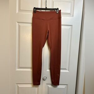 NWT Nike Dri-FIT Womens Leggings Tight Fit Mid-Rise Size M Medium Full Length